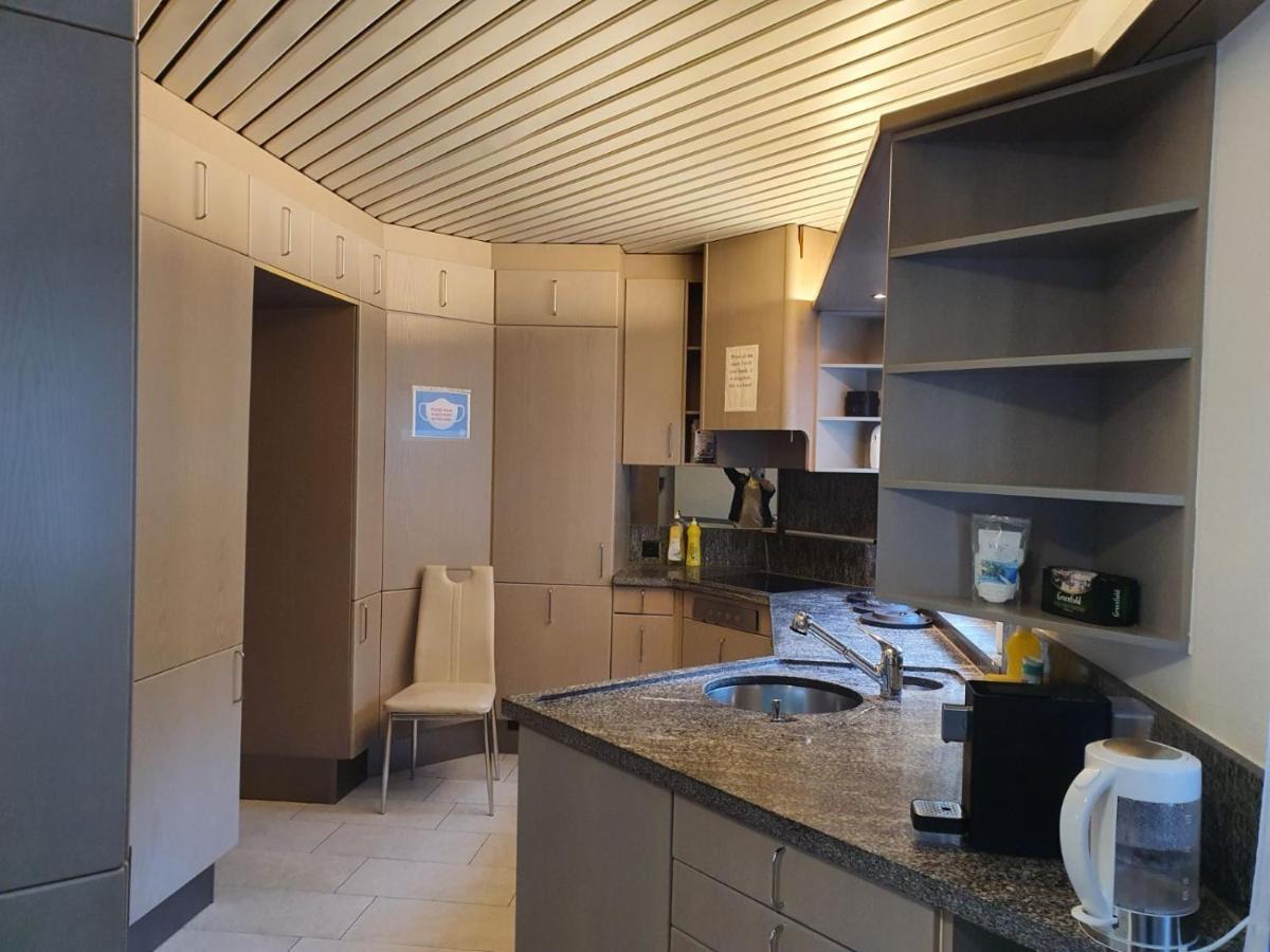 Viktoria Budget Hostel Zurich Extérieur photo